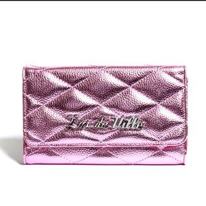 PERFECT FOR VALENTINES DAY!! BRAND NEW LUX DE VILLE WALLET